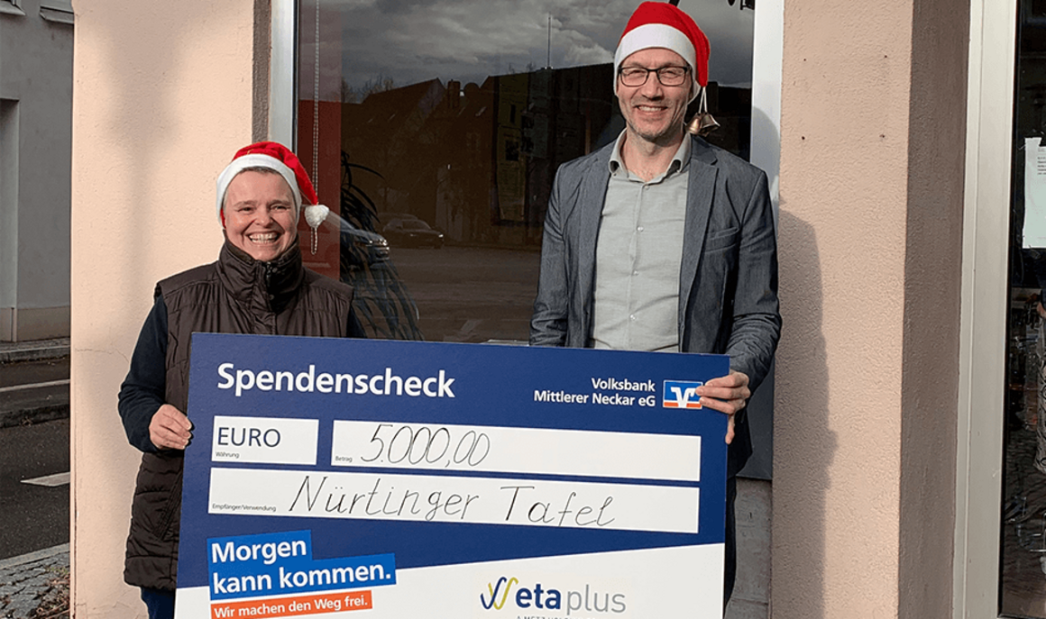 Übergabe Spendenscheck an Nürtinger Tafel